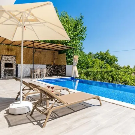 Islamlar Village 2 Bedroom Vila *